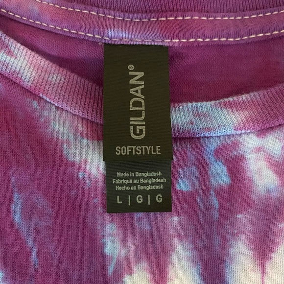 GILDAN Soft Style | Tie-Dye T-Shirt | Color: Rainbow | Size: L - Picture 7 of 8